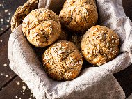 Рецепта Домашни хлебчета с 5 вида брашно – ленено, овесено, пшенично, от елда и от спелта